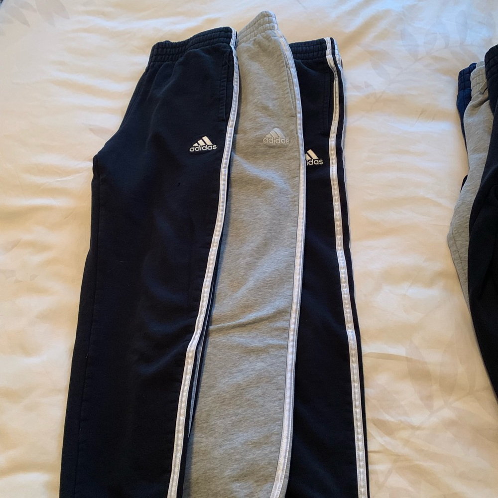 Adidas boys med joggers